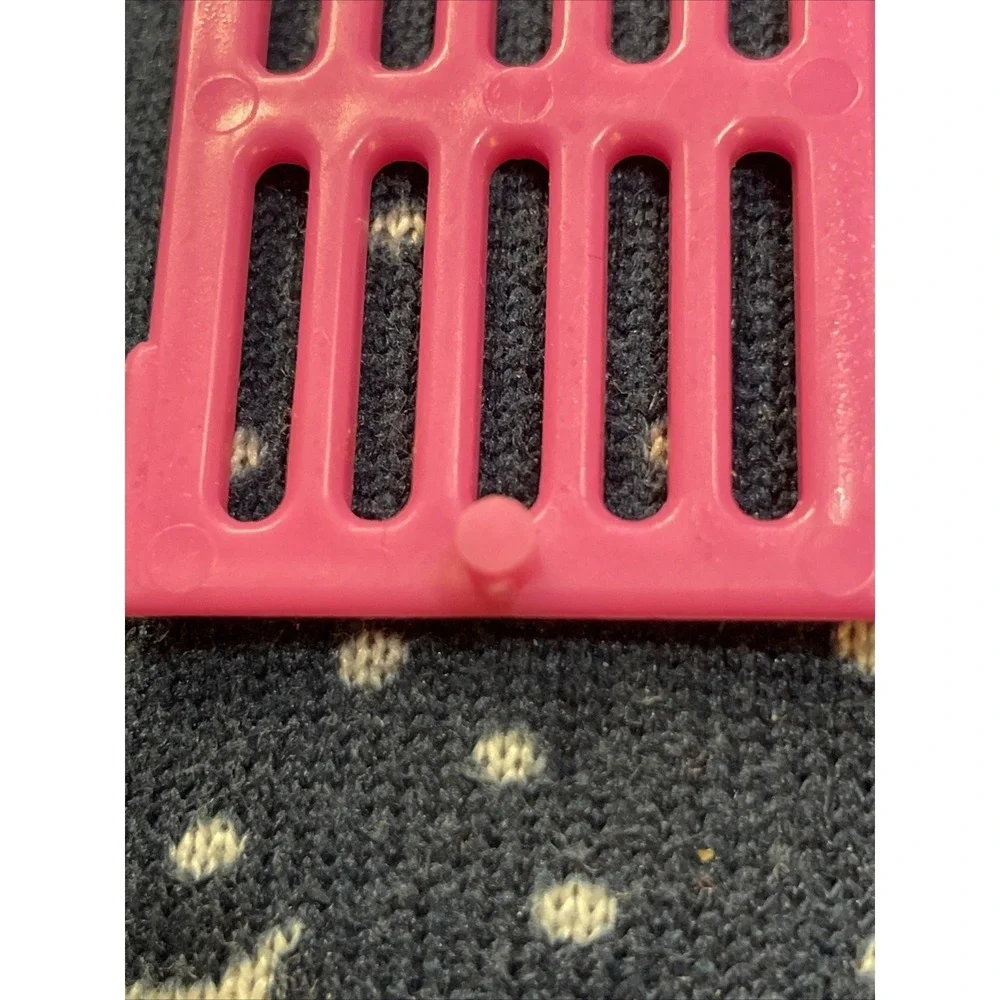 1979 Barbie Dream‎ House Lot 3 Small Pink Shelves 5 Windows Flaws